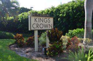 Kings Crown Entrance